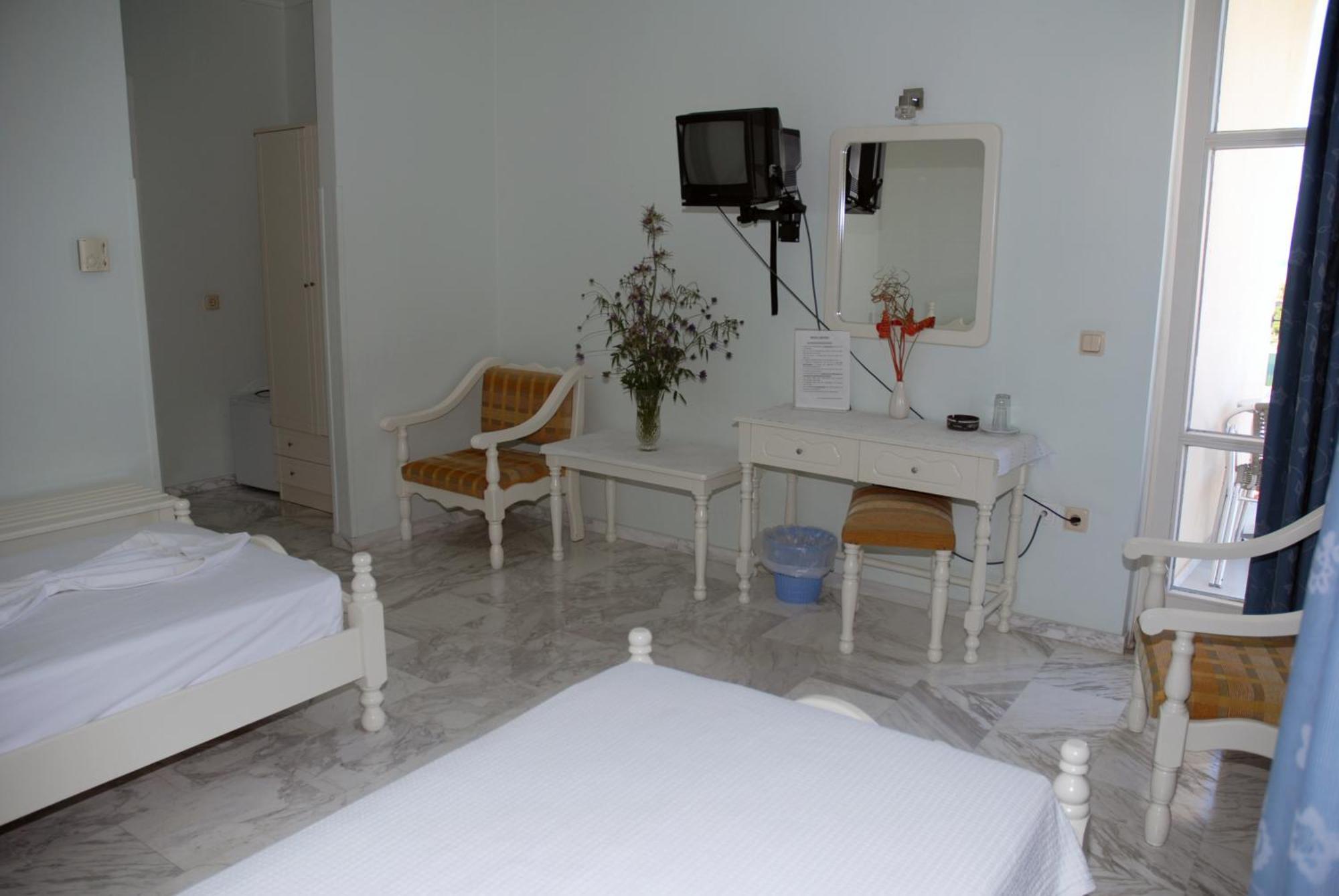 Amanda Hotel كارلوفاسي المظهر الخارجي الصورة
