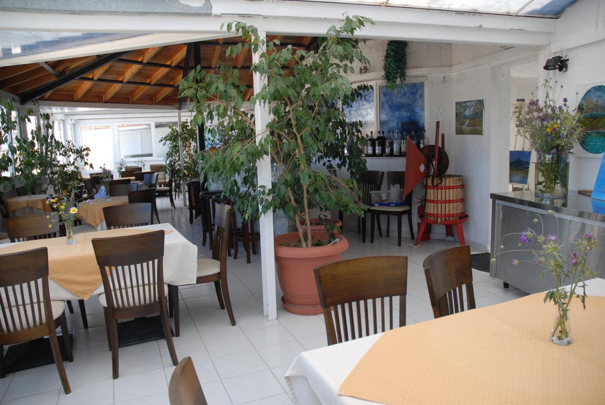 Amanda Hotel كارلوفاسي المظهر الخارجي الصورة