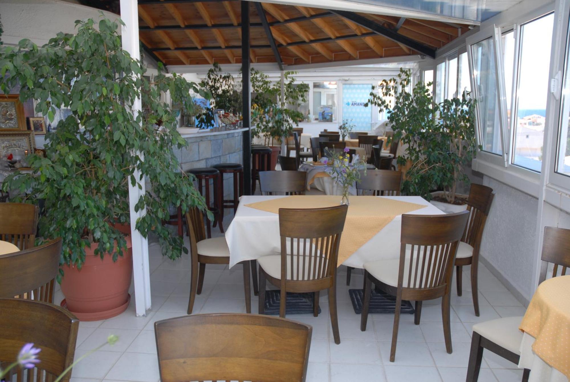 Amanda Hotel كارلوفاسي المظهر الخارجي الصورة