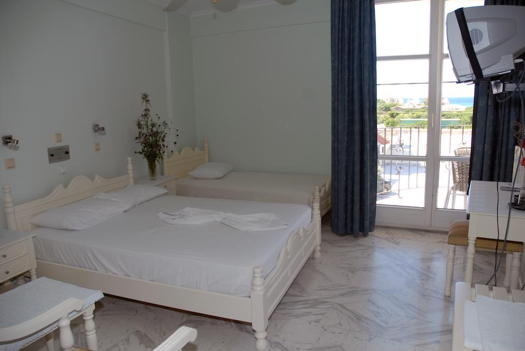 Amanda Hotel كارلوفاسي المظهر الخارجي الصورة